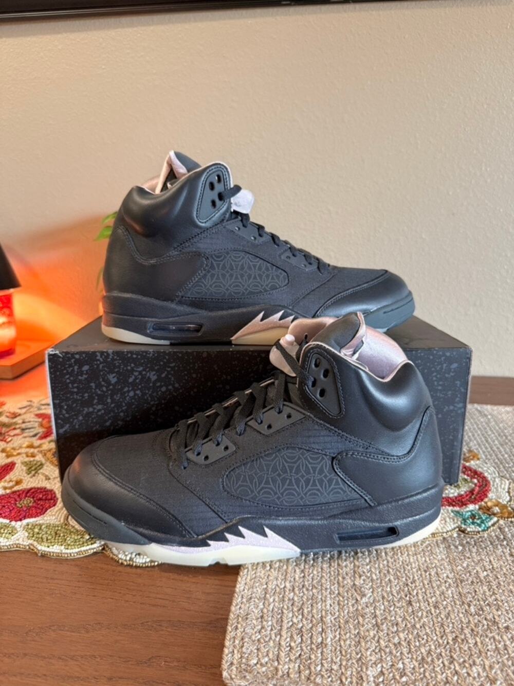 Jordan 5 Retro PSG Paris Saint-Germain Off Noir Black Particle Beige HQ3004 001